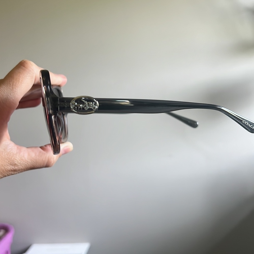 Coach sunglasses - Picture 2 of 5